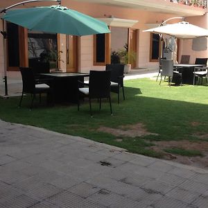Hotel Mohan Continental
